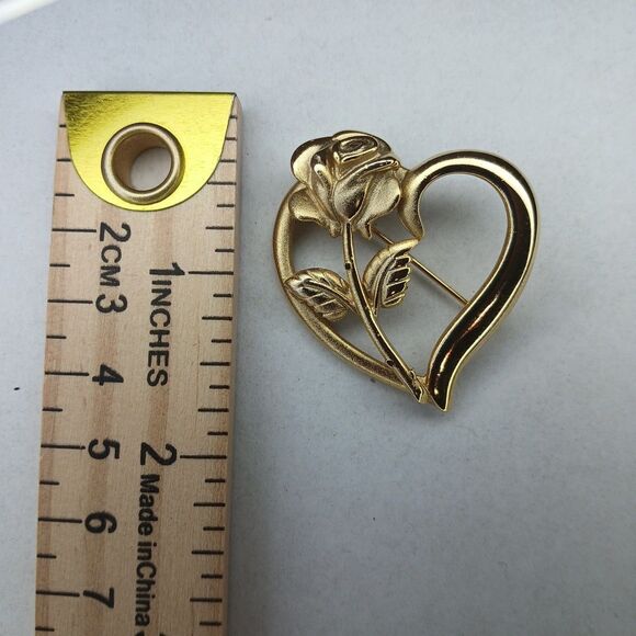 Sold - Picture 3 of 3